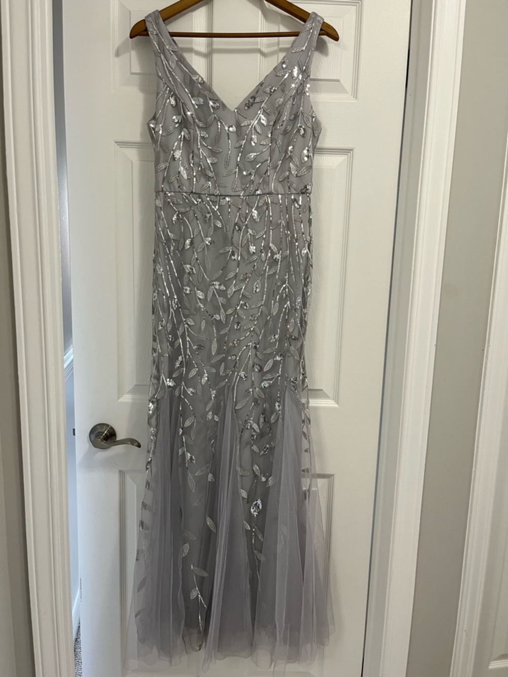 Grey/Silver Sequinned Cocktail Dress